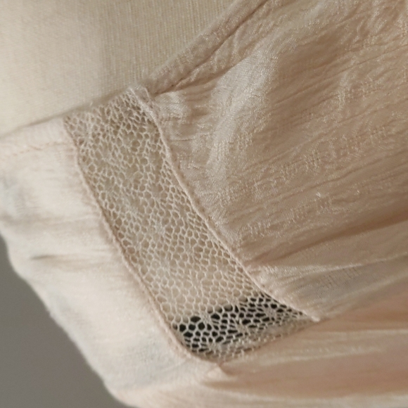 American Eagle Ivory BOHO Lace Peasant Top - Size S - Picture 7 of 10